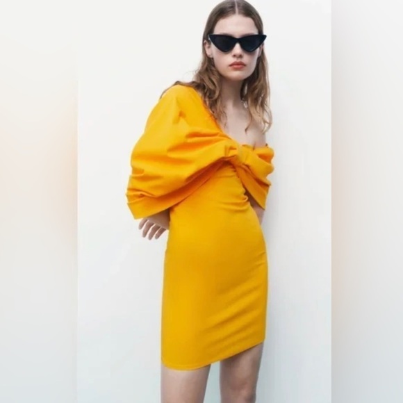 NWT ZARA Mini stretchy dress with asymmetric neckline and maxi bow detai…